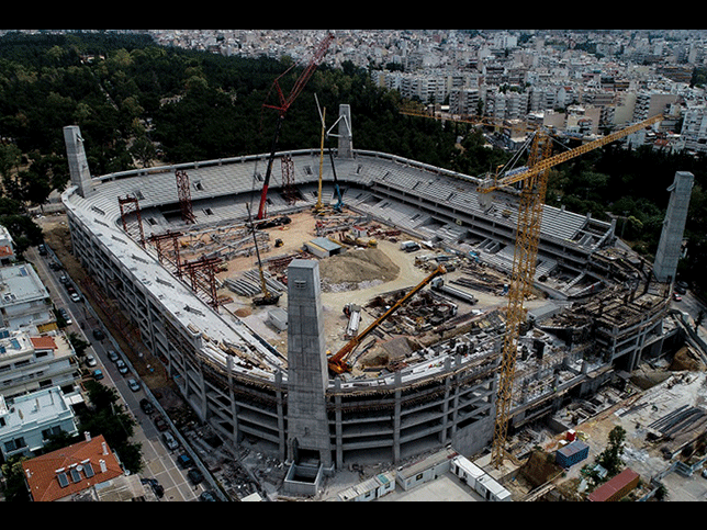 Ωραία είν’ η νύφη μας, ωραία τα προικιά της.