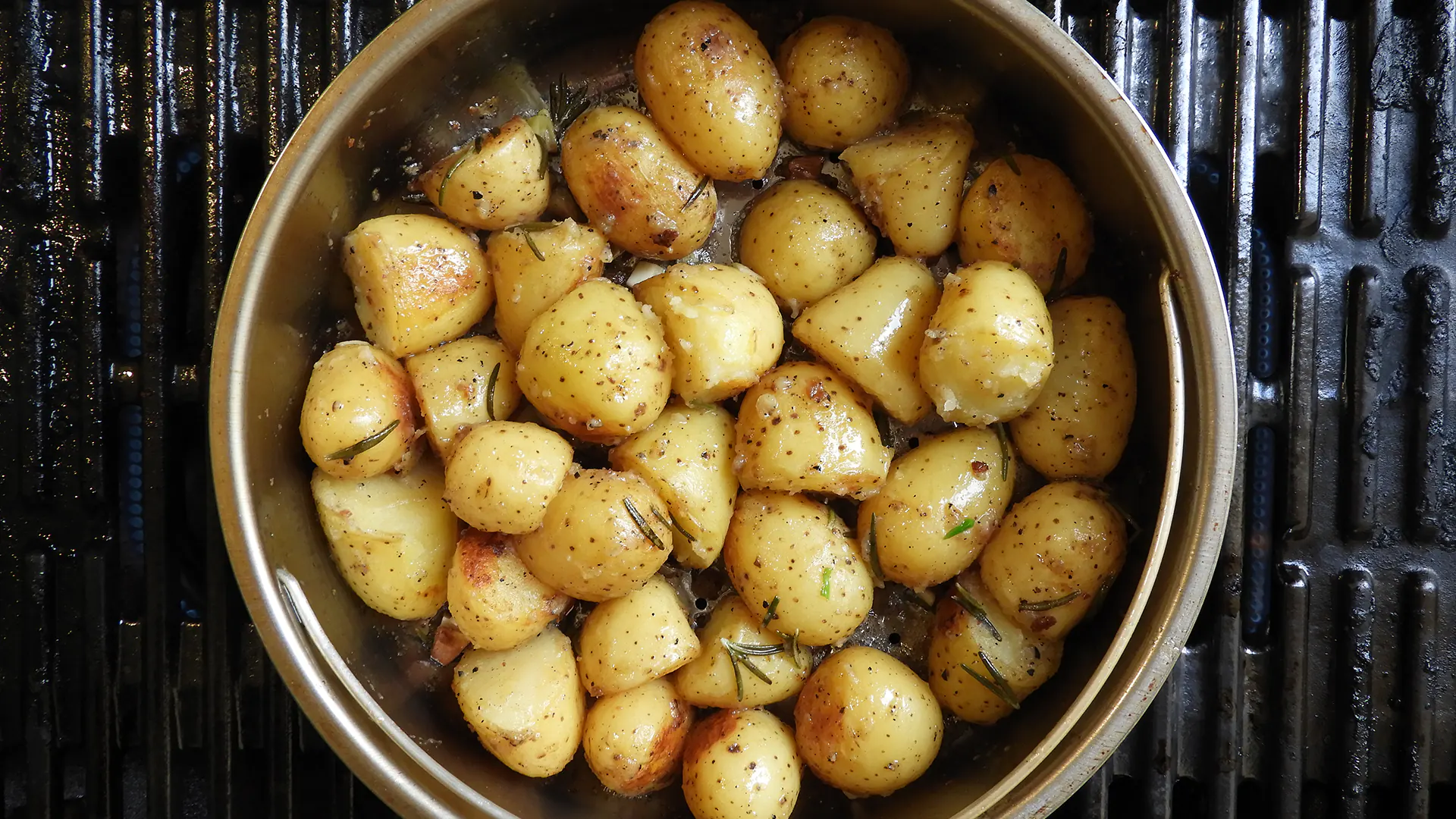 Baby Potatoes στο BBQ